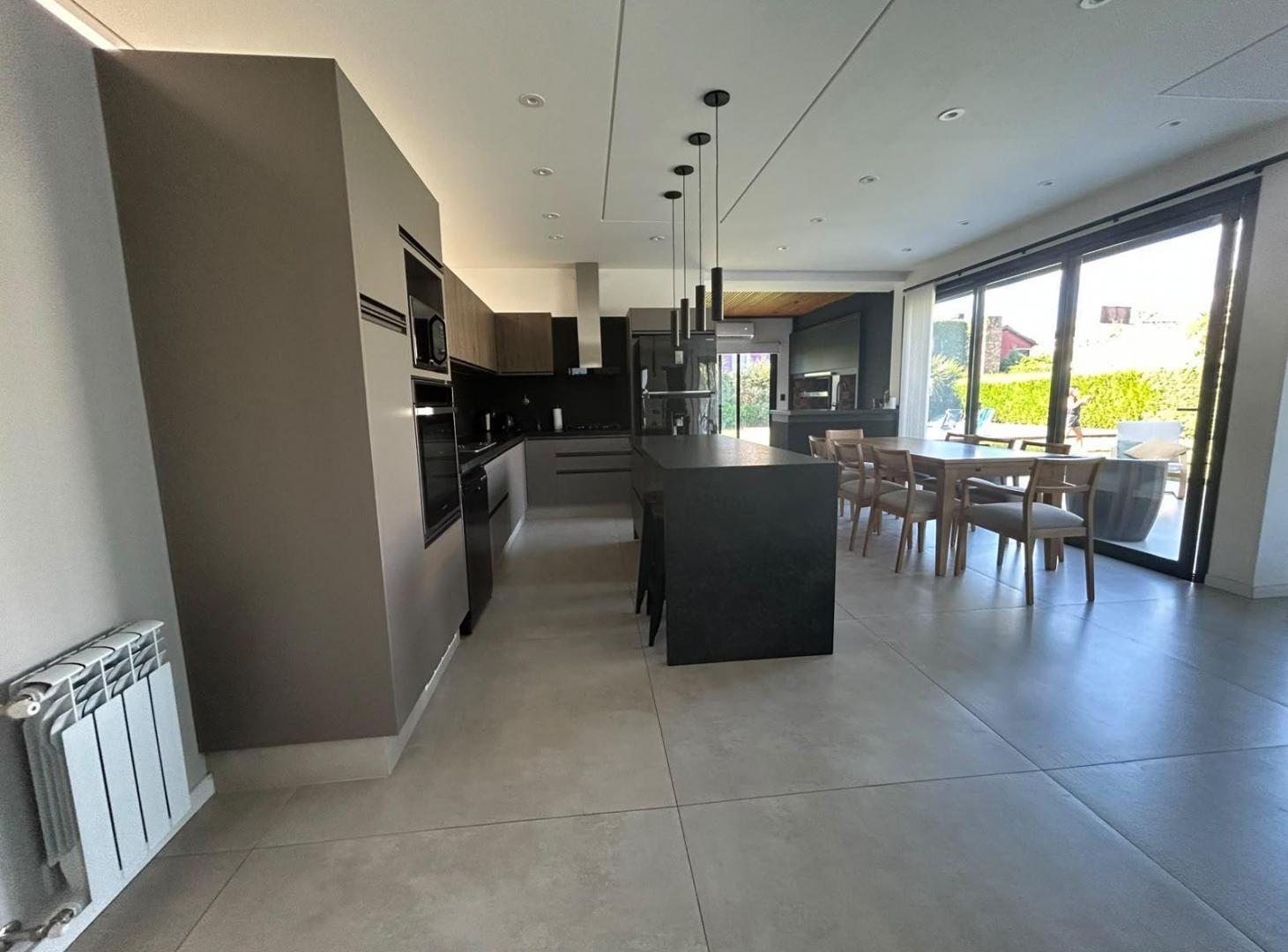 Foto de CASA VENTA COUNTRY BANCO PROVINCIA MODERNA, imagen 4