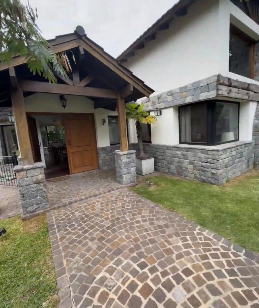 Foto de CASA VENTA COUNTRY BANCO PROVINCIA, imagen 3