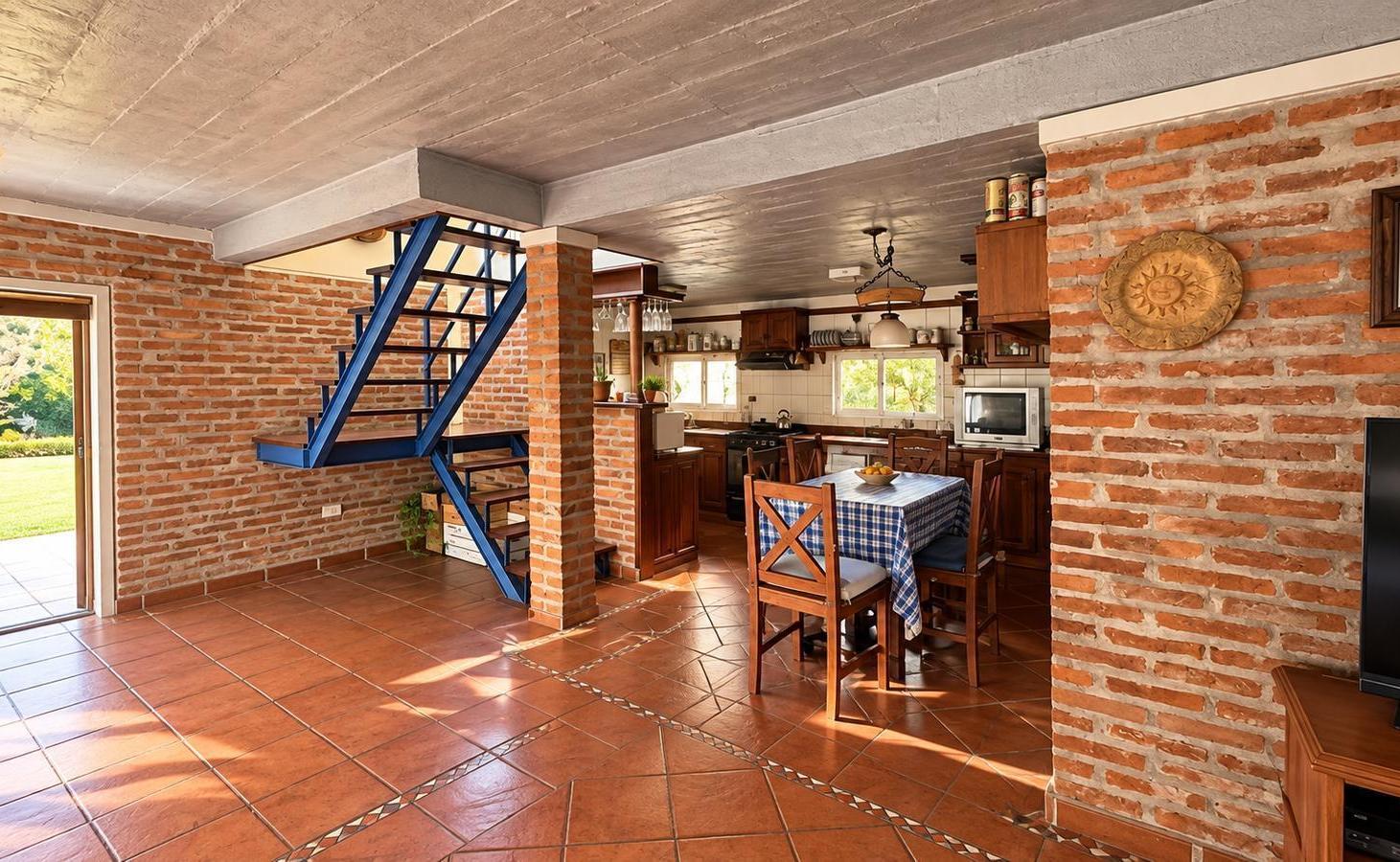 Foto de VENTA CASA COUNTRY BANCO PROVINCIA, imagen 4
