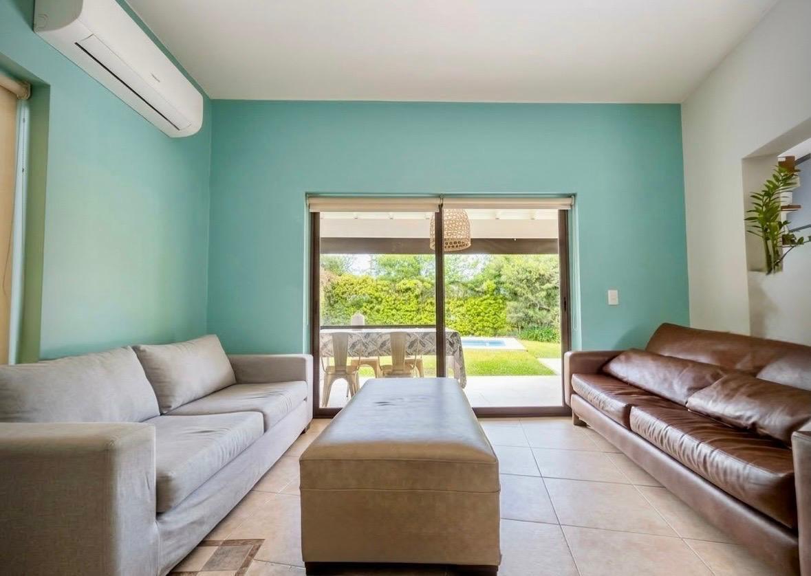 Foto de VENTA CASA COUNTRY BANCO PROVINCIA EN 1 LOTE, imagen 4