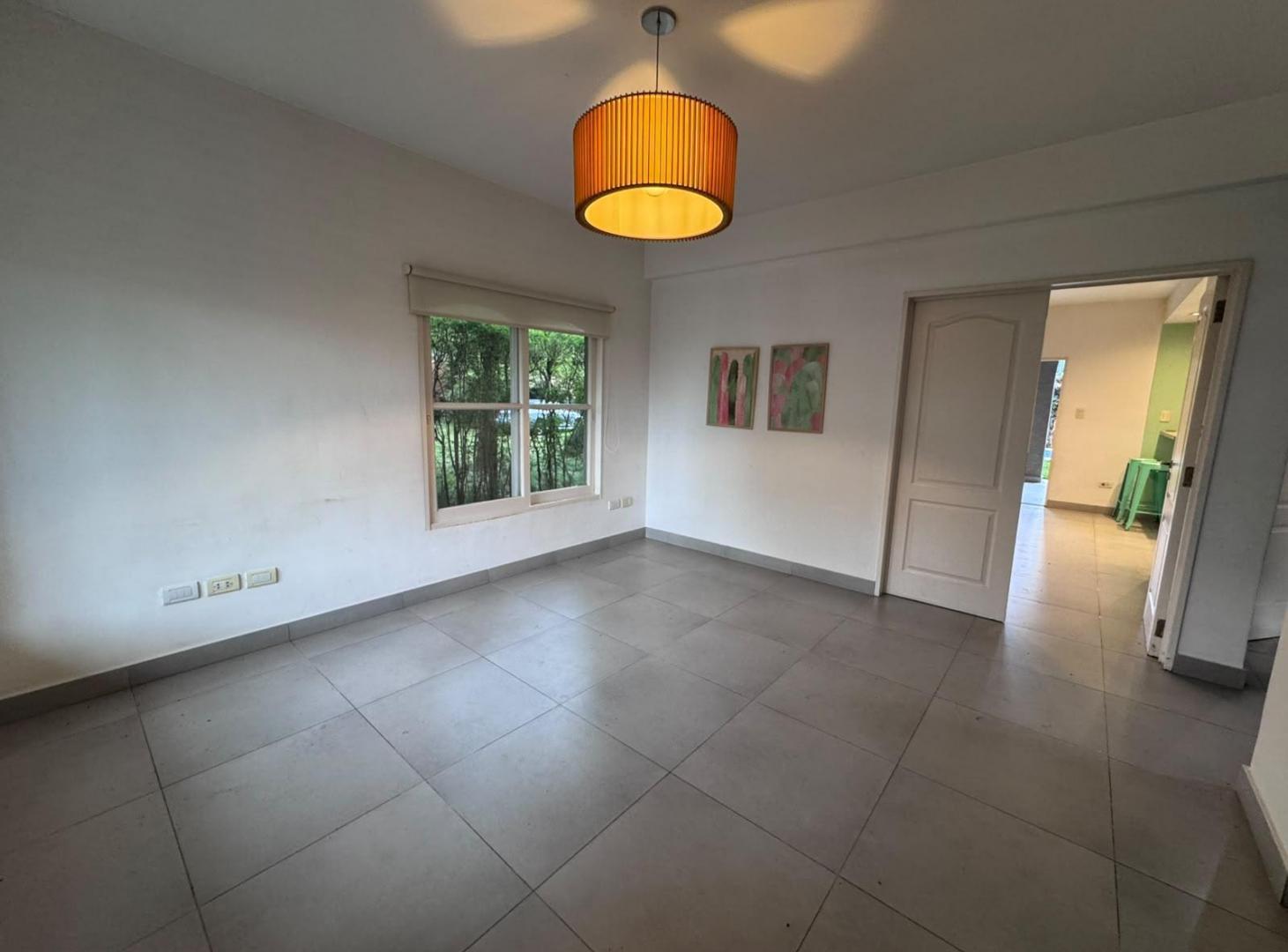 Foto de CASA EN VENTA COUNTRY BANCO PROVINCIA, imagen 3