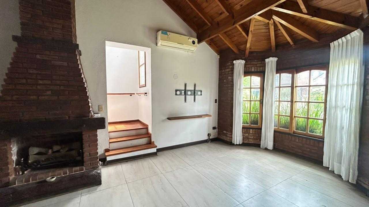 Foto de CASA EN ALQUILER ANUAL COUNTRY BANCO PROVINCIA, imagen 4