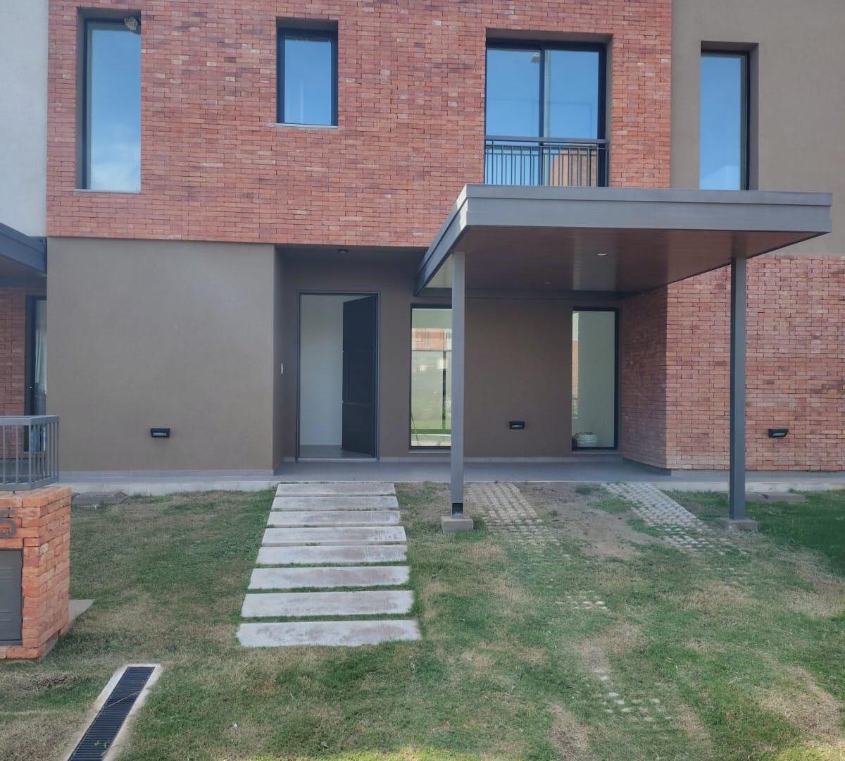 MANANTIALES II DUPLEX 3 DORM A ESTRENAR