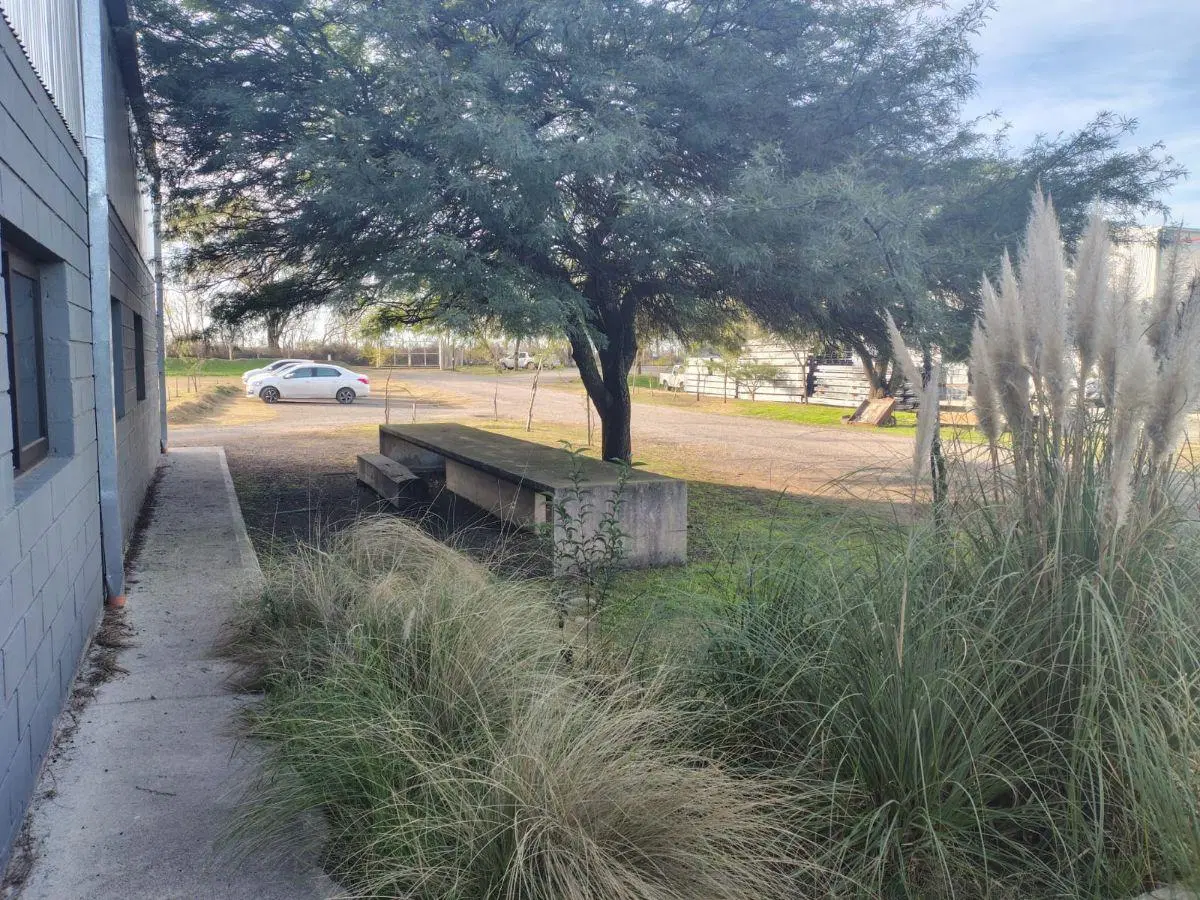 PARQUE INDUSTRIAL / GALPON / DEPOSITO C/ OFICINAS SEGURIDAD 24 HS 5