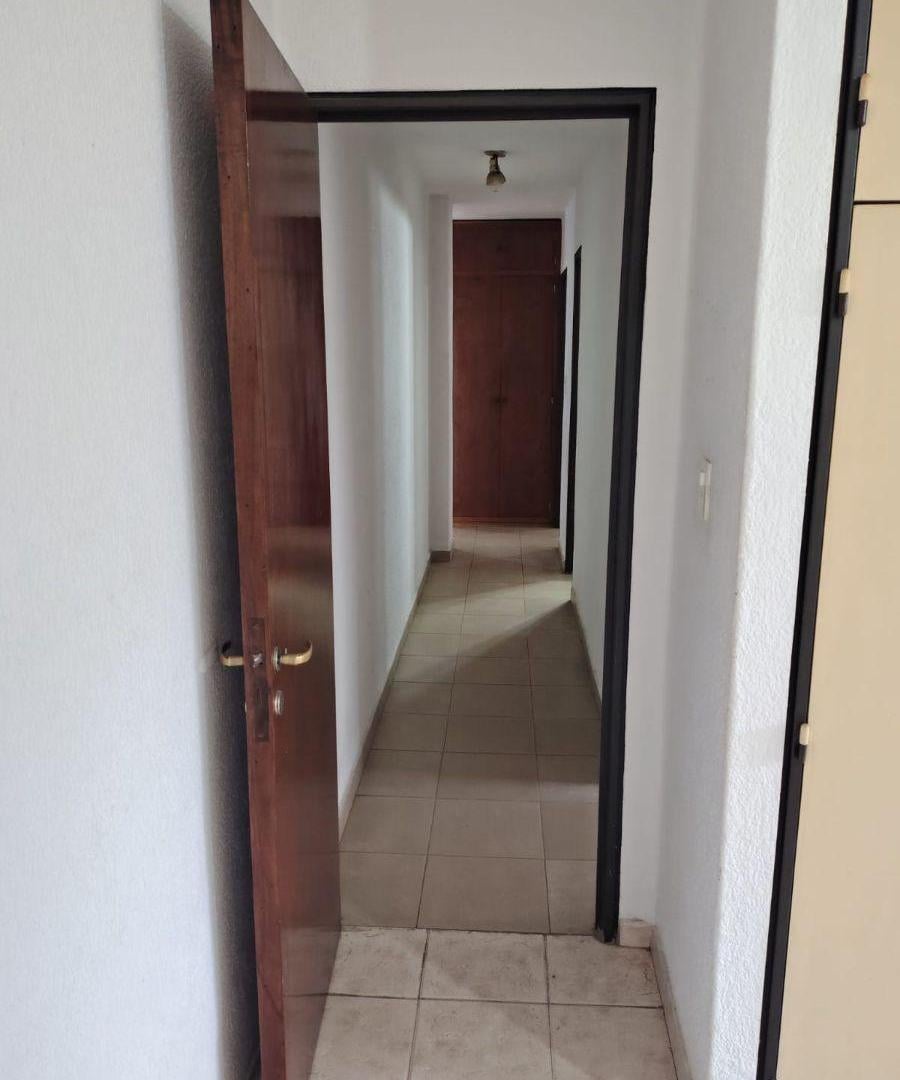 Foto de COMPLEJO CERRADO DEPARTAMENTO 3 DORMITORIOS COCHERA, imagen 4