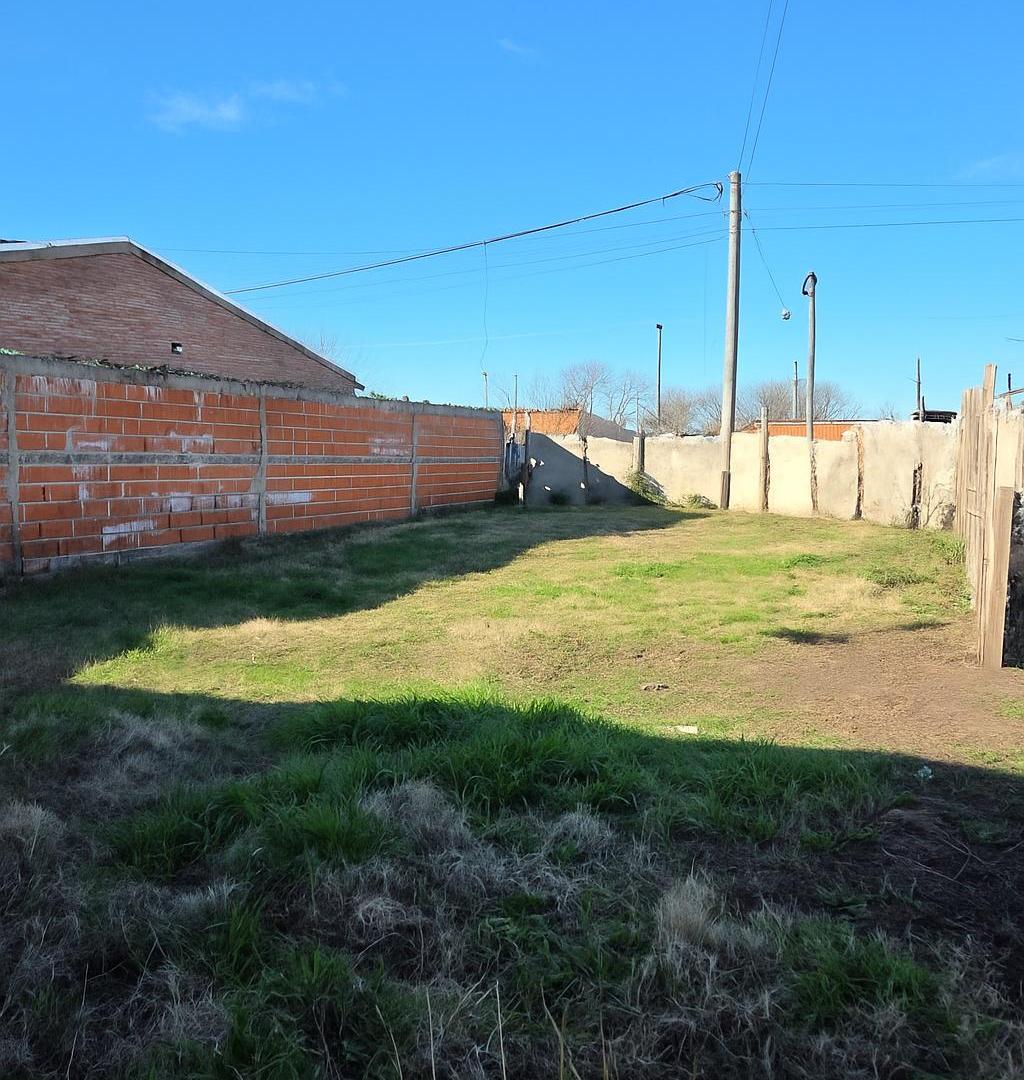 Foto de Terreno de 208 m² en venta en Triángulo, imagen 3