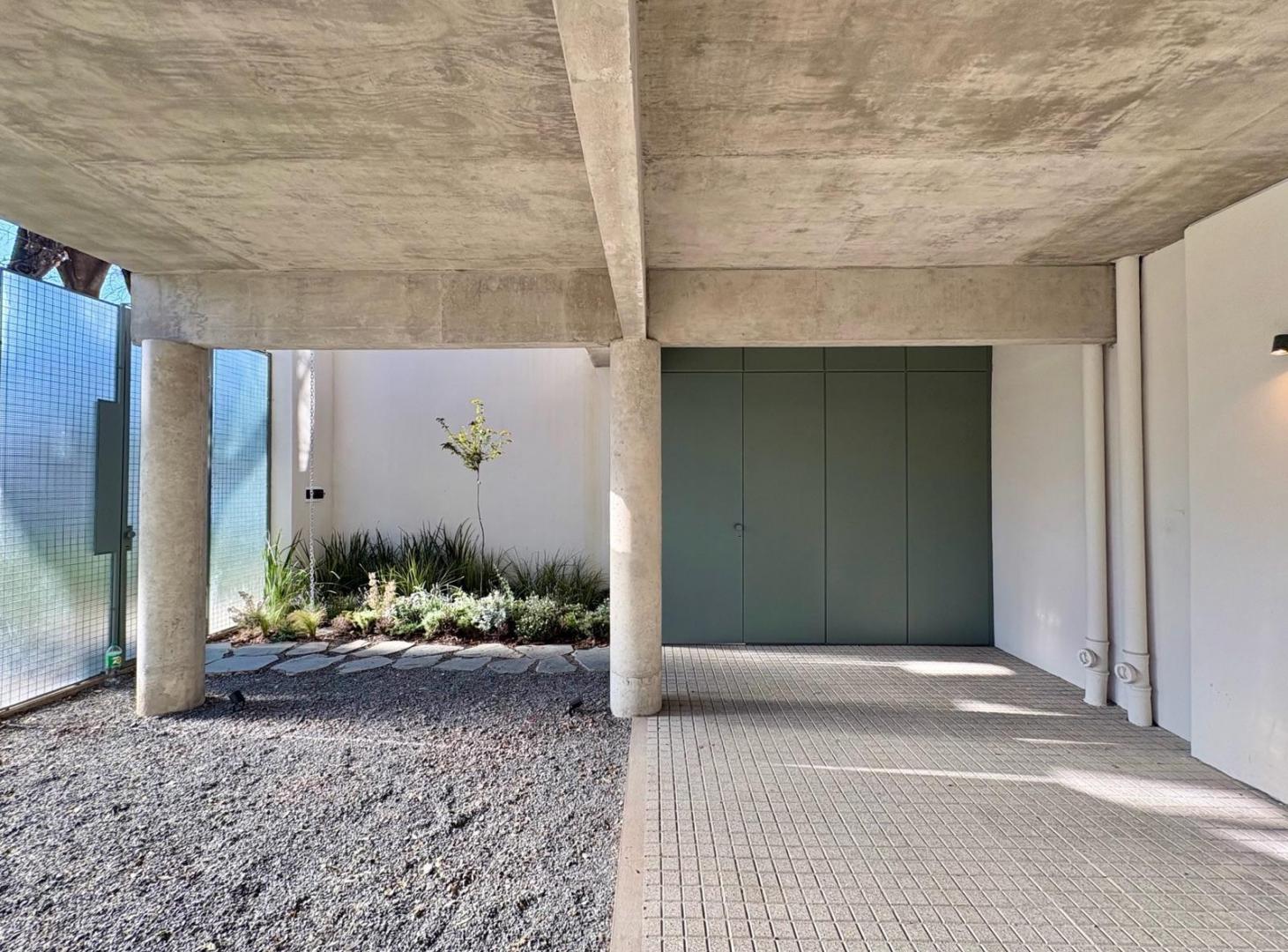 Foto de Casa en Luis Agote, imagen 3