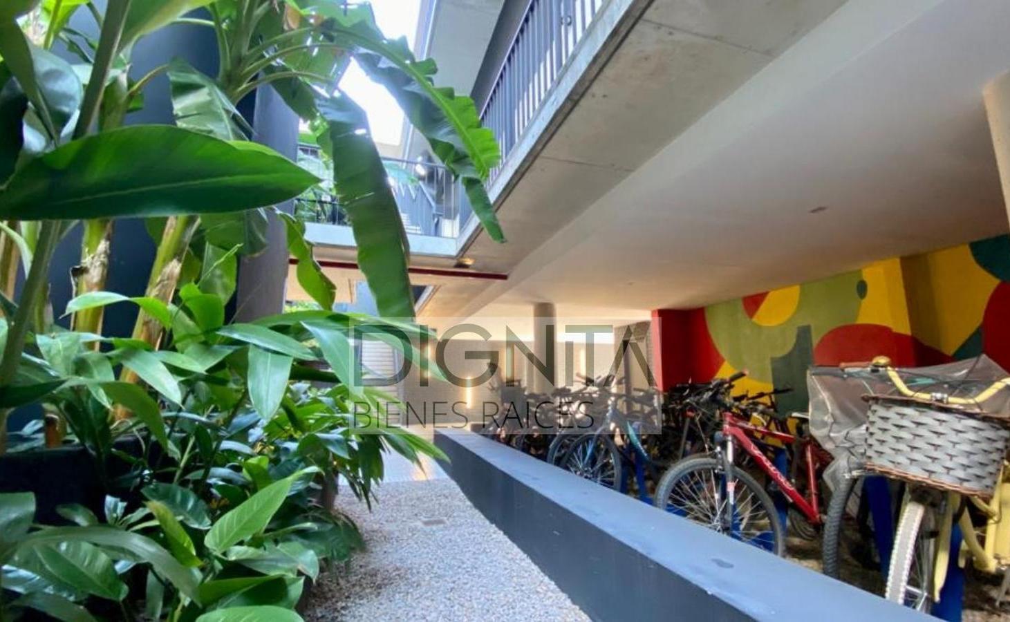 Foto de Depto Triplex en Venta 3 amb con terraza y cochera Villa Urquiza, imagen 2