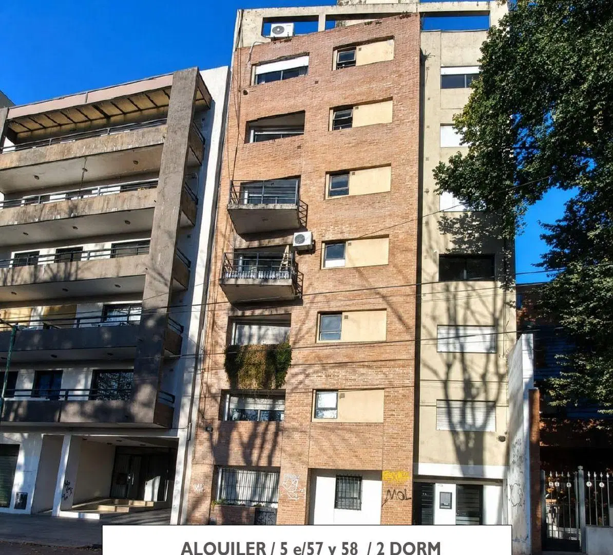ALQUILER DEPTO
2 DORMITORIOS
ubicado en 5 e/ 57 y 58 4