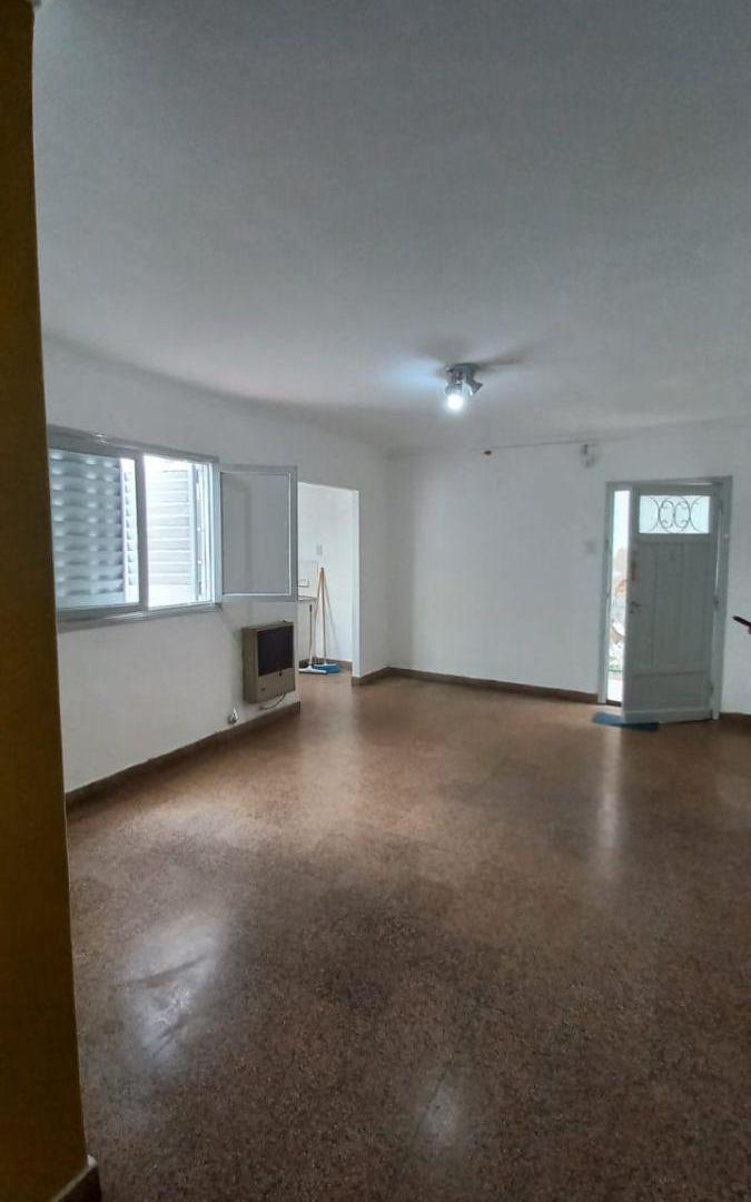 Foto de VENTA OPORTUNIDAD! DEPTO 1 DORMITORIO PB INTERNO Ubicado en 65 E/ 115 Y, imagen 3