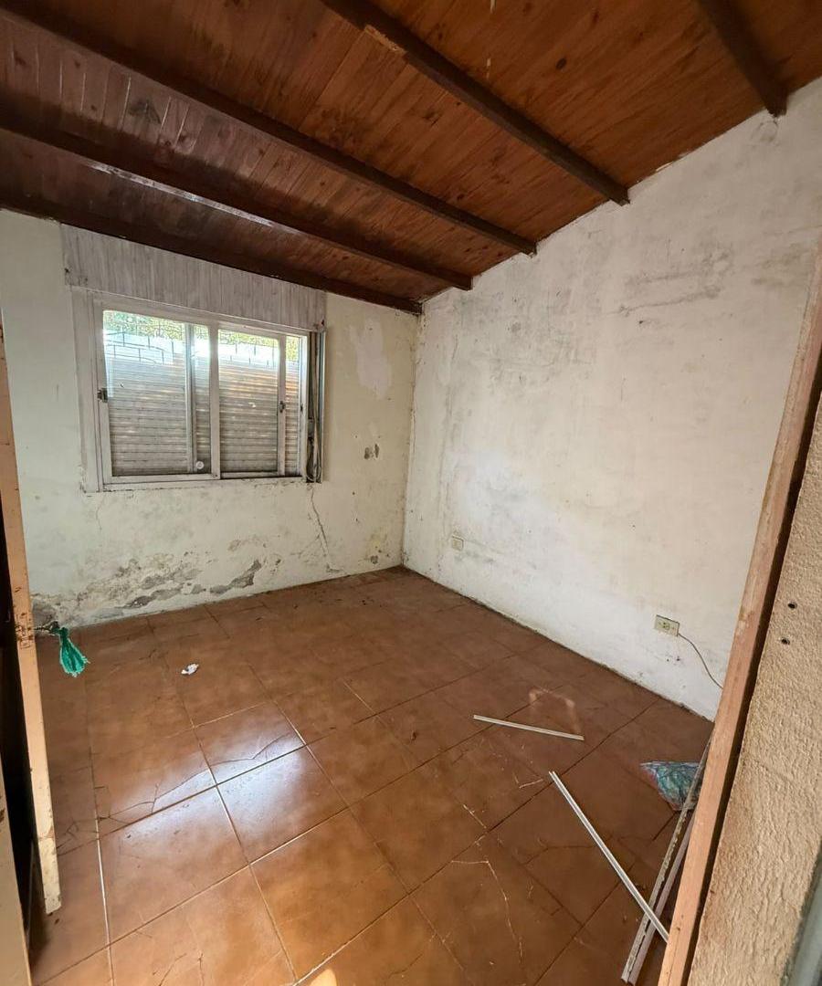 Foto de LOTE EN VENTA Lote con construcción precaria en City Bell Ubicado en, imagen 2