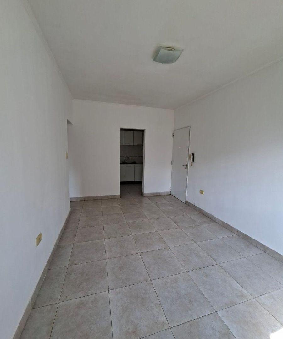 Foto de ALQUILER DEPTO 1 DORM PB ubicado en 70 y 29 40 m2, imagen 4
