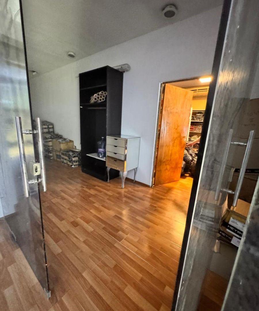 Foto de Venta Edificio comercial de 3 plantas en Av. Castro Barros al 600, imagen 5