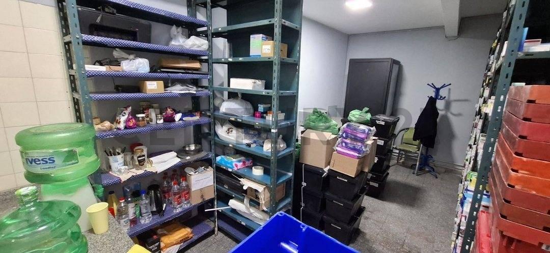 Foto de Venta/Permuta LOCAL COMERCIAL - Parque Chacabuco, imagen 4