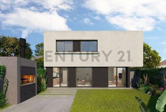 VENTA PH 4 AMB A ESTRENAR HAEDO, CON COCHERA Y JARDÍN. ENTREGA MAYO 2026