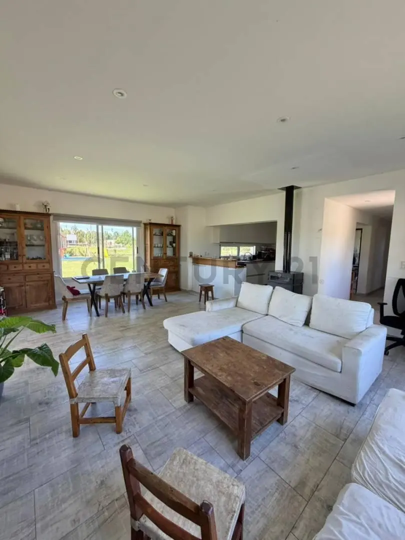 VENTA CASA 4 AMBIENTES EN FINCAS DE SAN VICENTE SPORTING 5