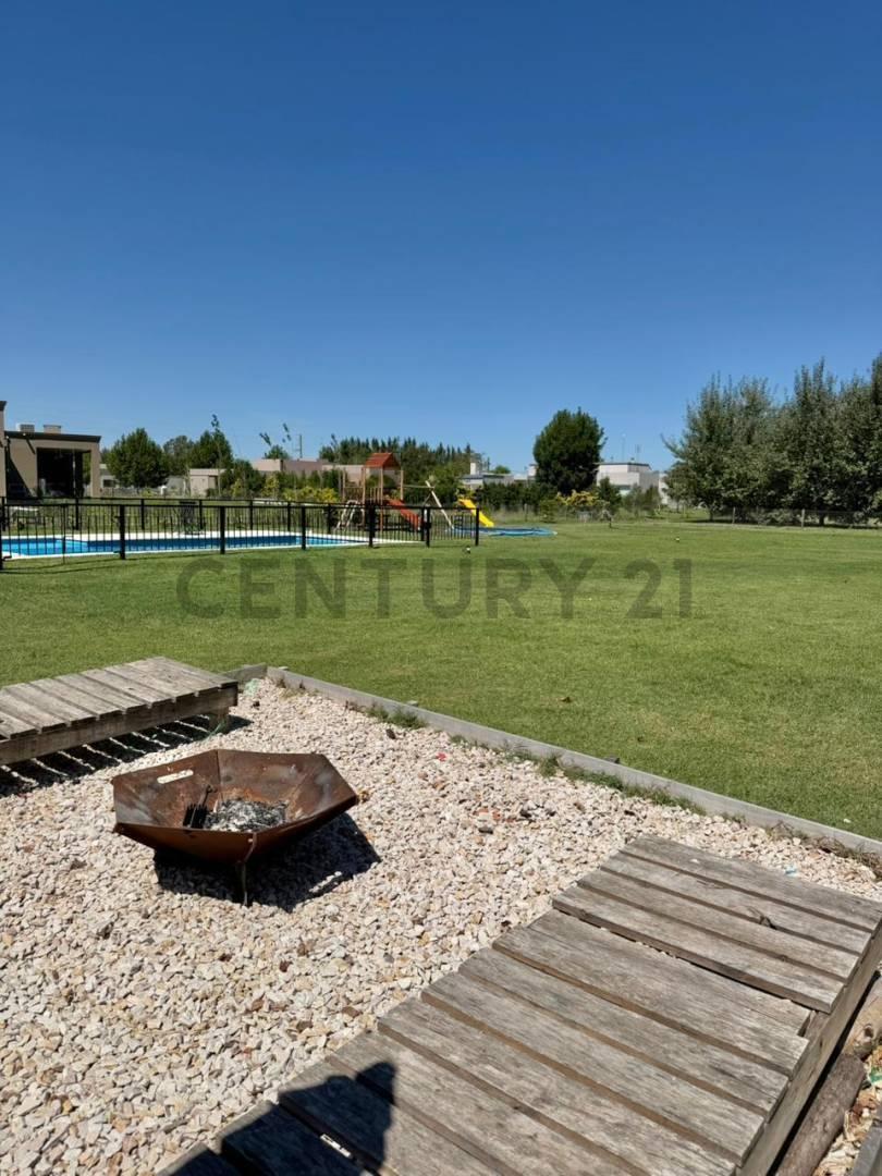 VENTA CASA 4 AMBIENTES EN FINCAS DE SAN VICENTE SPORTING