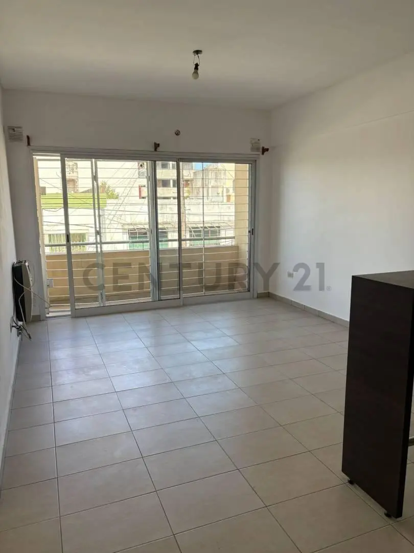 VENTA DTO 2 Ambientes APTO CREDITO - MARTIN CORONADO Excelente ubicación 2