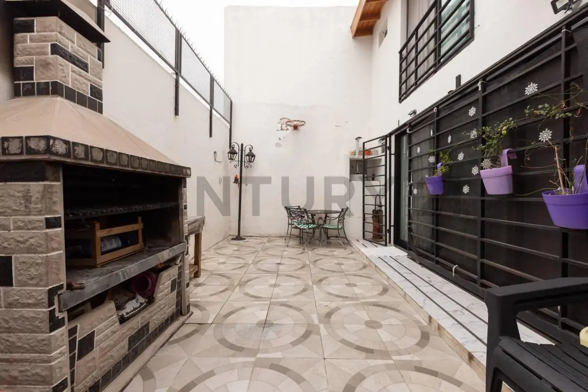 VENTA PH 2 AMB C/PATIO y PARRILLA, SAENZ PEÑA- ACEPTA PERMUTA 2
