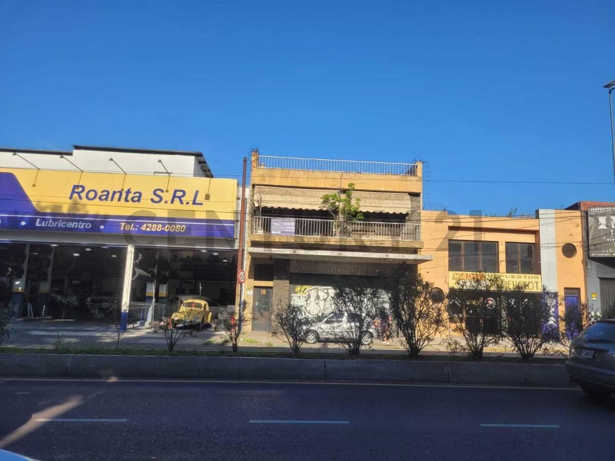 Venta Propiedad Mixta con Local/Depósito y Vivienda de 5 Ambientes Parque con Pileta