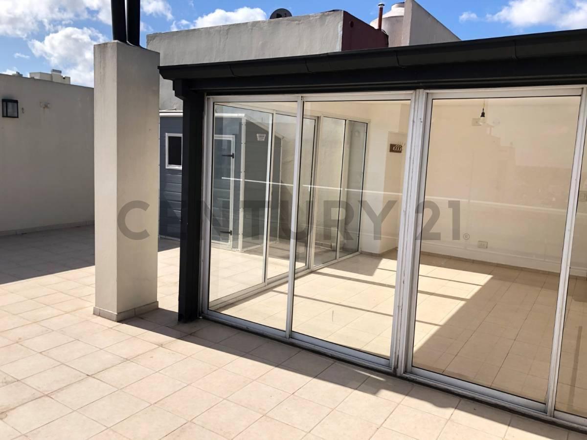 Foto de Depto 3 amb, TERRAZA PROPIA, quincho y cochera, imagen 3