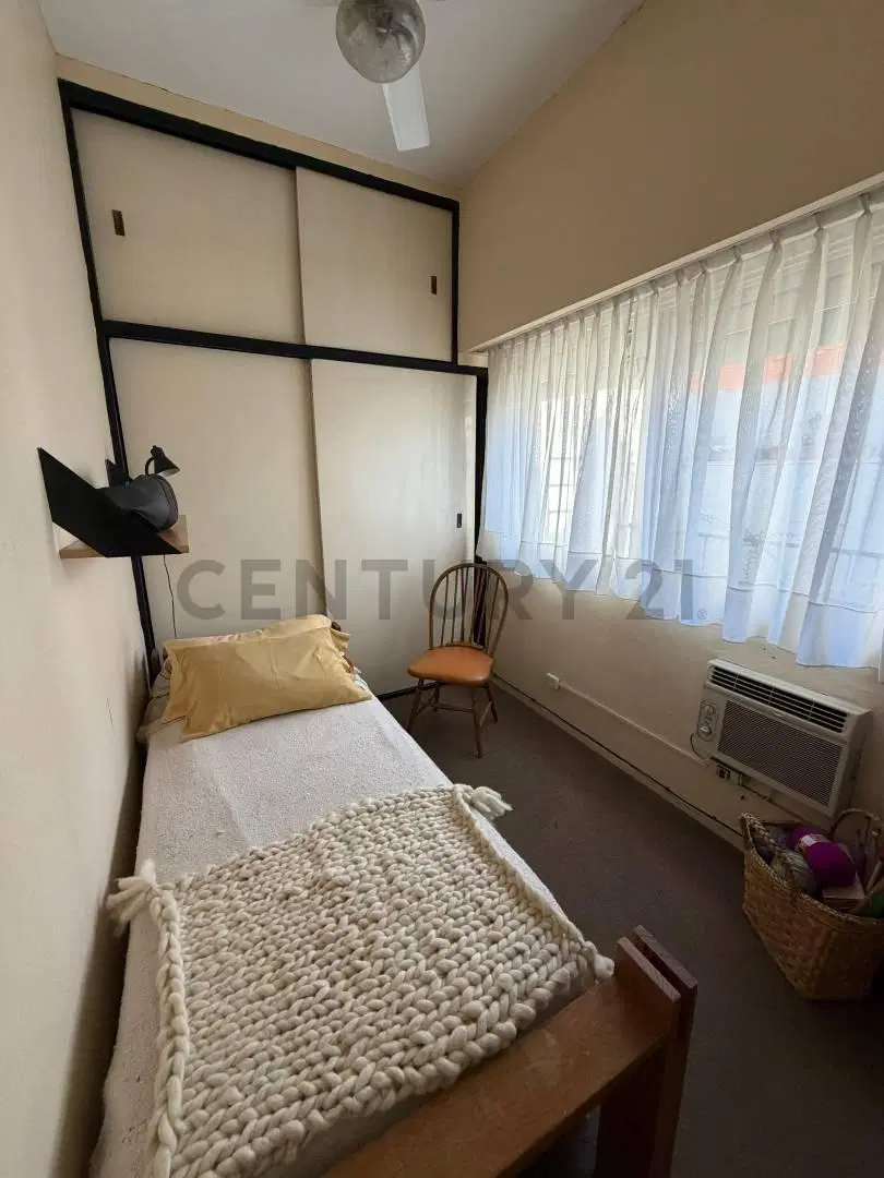 VENTA – PH 3 ambientes en planta alta | Primer piso por escalera | Caseros - Acepta permuta 4