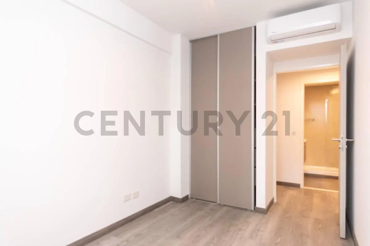 Venta Semipiso 3 Ambientes a Estrenar con Balcón Aterrazado, Cochera y Baulera en Devoto 8