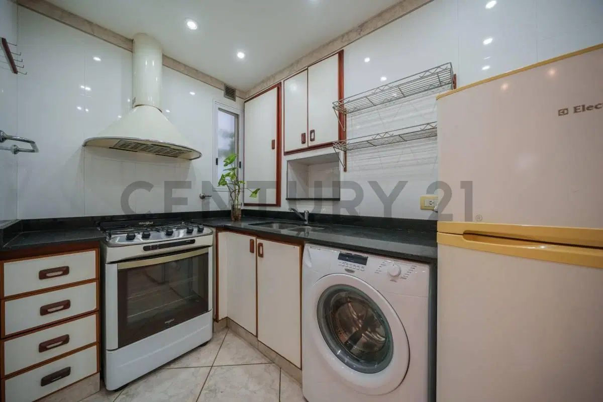 VENTA Depto 2 amb y medio refaccionado - Balvanera 3