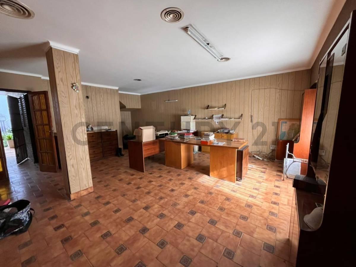 Foto de VENTA CASA MULTIFAMILIAR 5 AMBIENTES CON TERRAZA, QUINCHO Y GARAGE EN, imagen 4