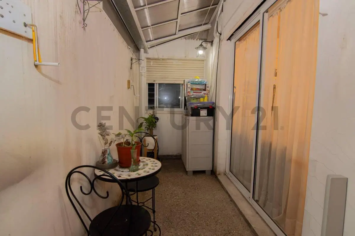 Departamento 2 ambientes con patio en Villa del Parque -Excelente ubicacion 2