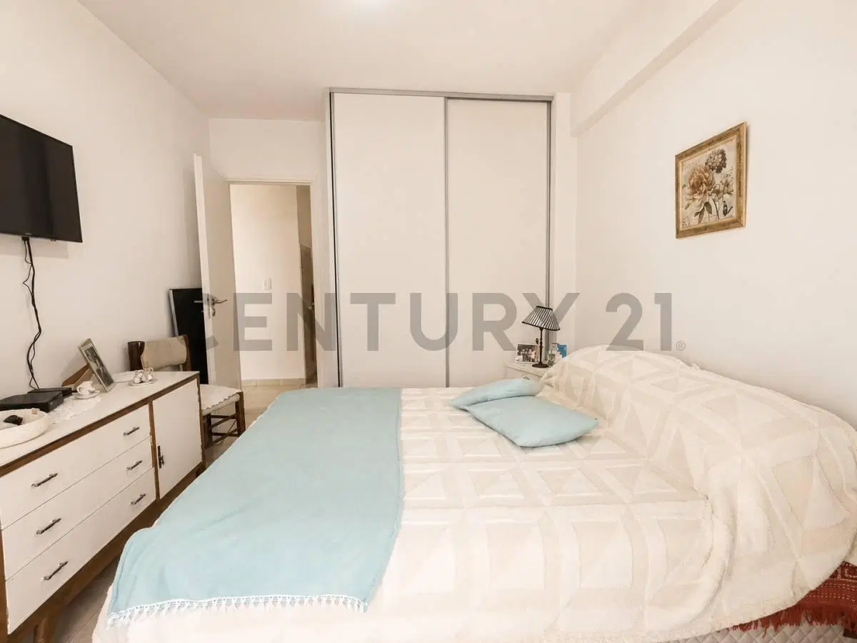 Venta!  Excelente 2 Ambientes BALCON AL FRENTE Y COCHERA INCLUIDA– Morón 5