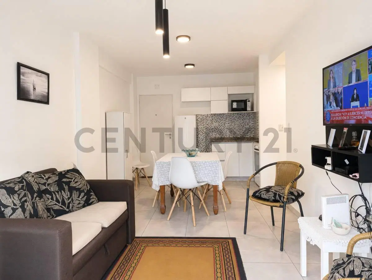 Venta!  Excelente 2 Ambientes BALCON AL FRENTE Y COCHERA INCLUIDA– Morón 3