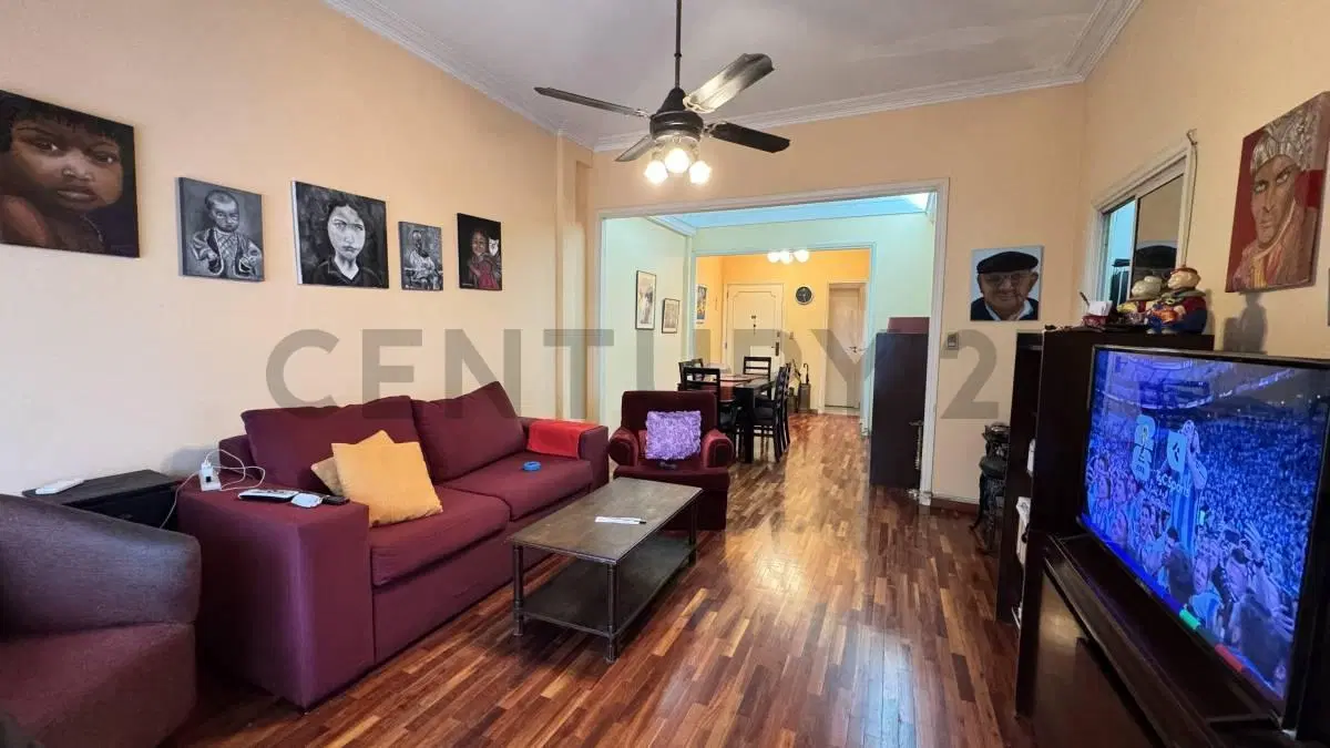 Venta 3 Amb con Dependencia y Balcon en L - 90m² cub. - Ubicación Estratégica Almagro 4