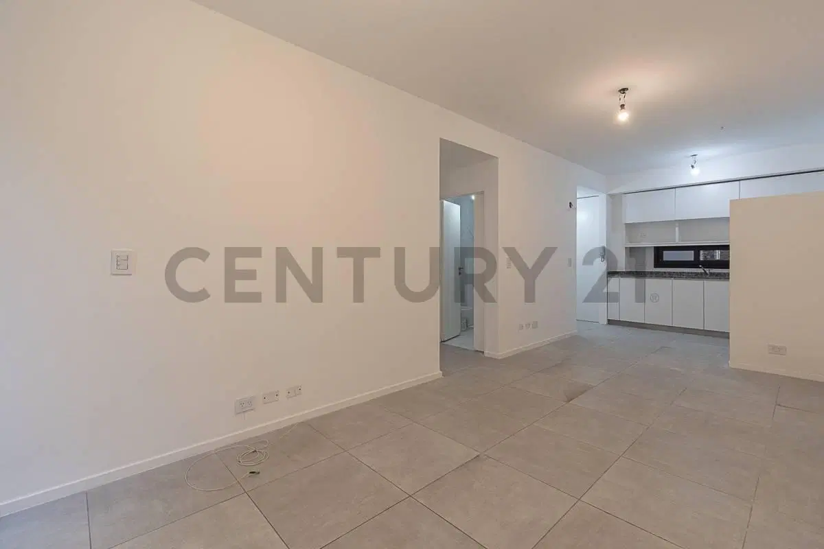 VENTA DEPARTAMENTO 2 AMB EN FLORES NORTE 4