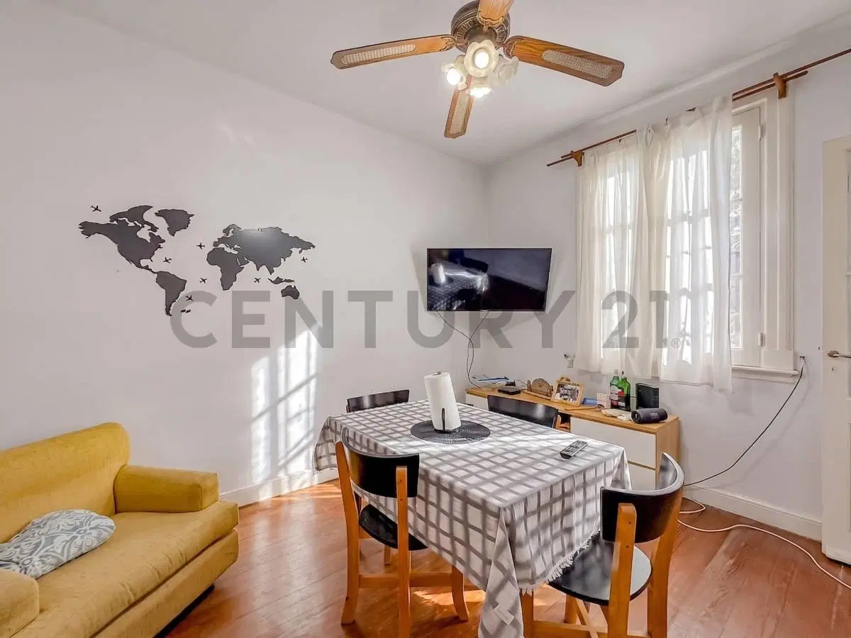 VENTA DPTO 4 AMB EN DOS PLANTAS - SAN TELMO 4