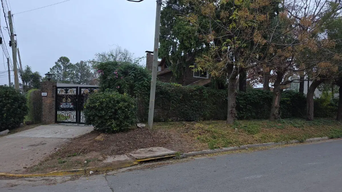 VENTA DE TERRENO EN LOS CARDALES 4