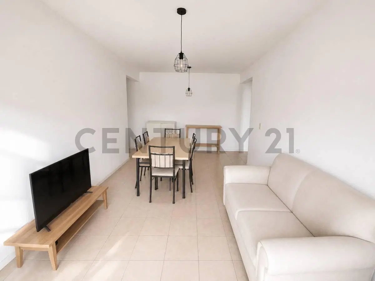 Venta 3 ambientes con balcòn en La Boca 3