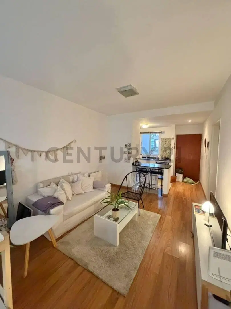 Venta monoambiente c/balcón al frente - Caballito 3