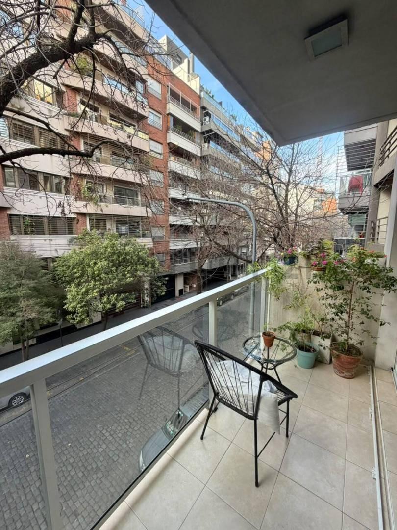Venta monoambiente c/balcón al frente - Caballito
