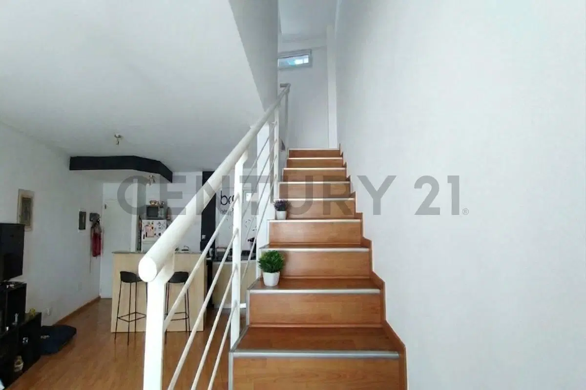 VENTA DEPTO DUPLEX 2 AMB CON COCHERA Y PILETA - CABALLITO 4