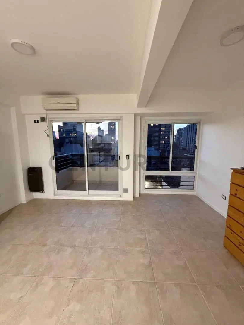 ALQUILER Amplio monoambiente y medio con balcón | Villa Devoto 5