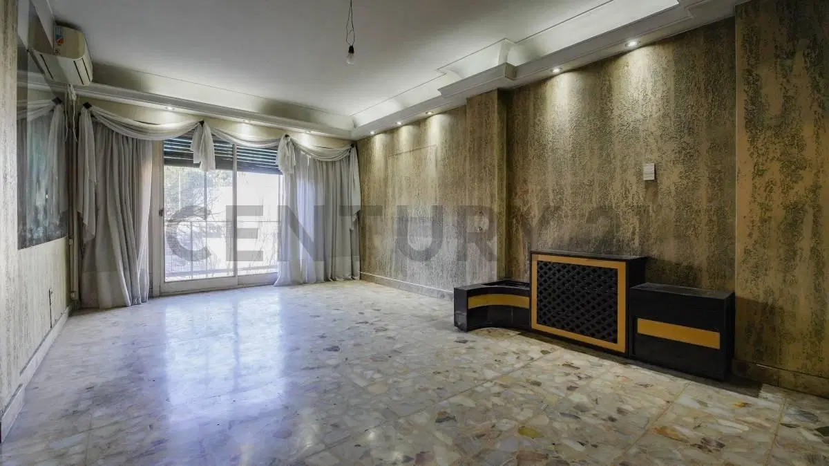 VENTA DEPARTAMENTO 4 AMBIENTES C/ BALCON CORRIDO, APTO PROF.-VILLA CRESPO 8