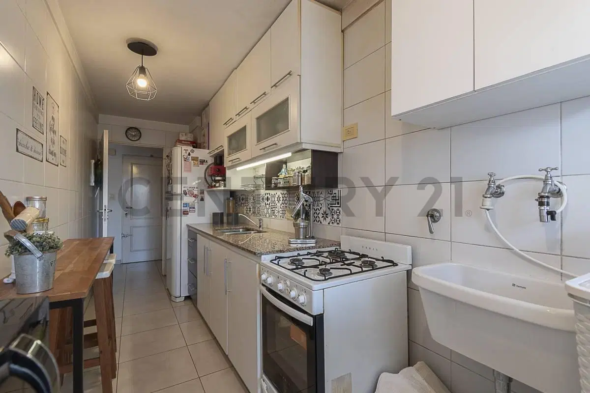 APTO PERMUTA - VENTA DEPTO 3AMB CABALLITO CON BALCON Y COCHERA 5