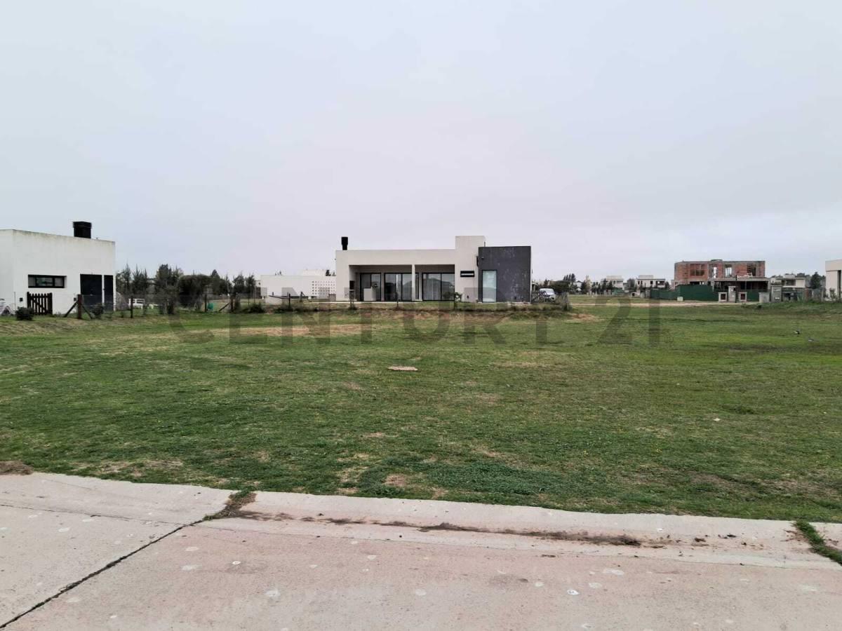 LOTE EN VENTA - BARRIO PRIVADO LARES DE CANNING