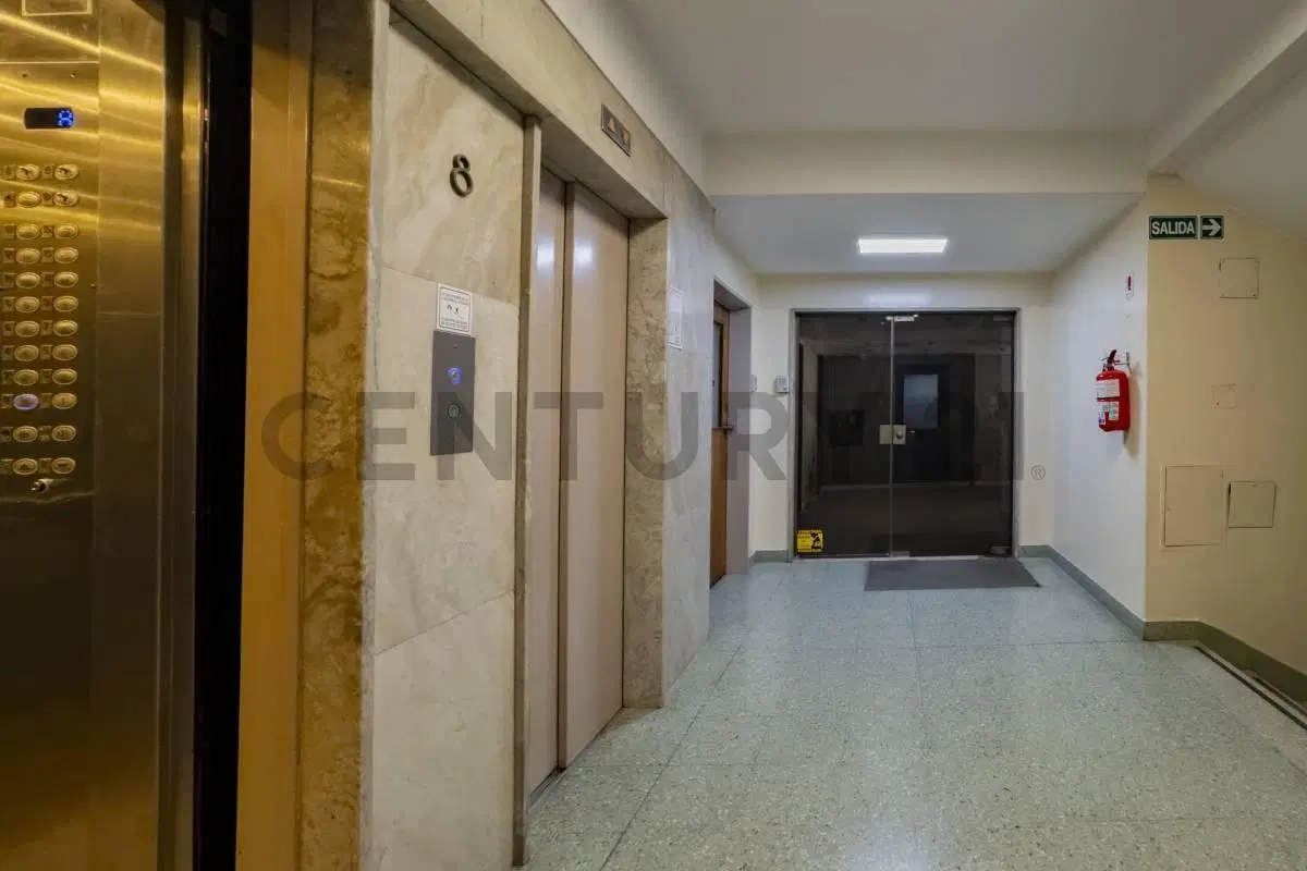 VENTA - Oficina luminosa - San Telmo 3