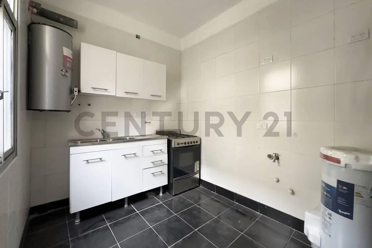 VENTA PH EN BALVANERA 4
