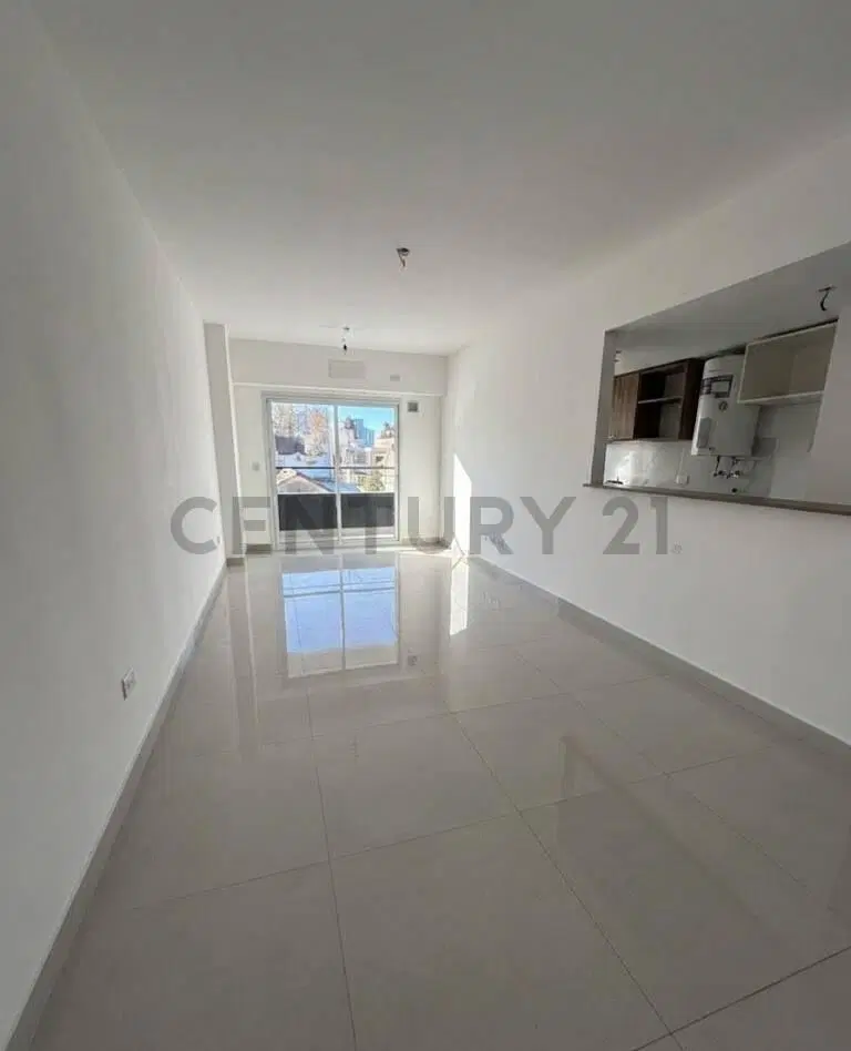 VENTA – Departamento 3 ambientes a estrenar con balcón | Caseros 5