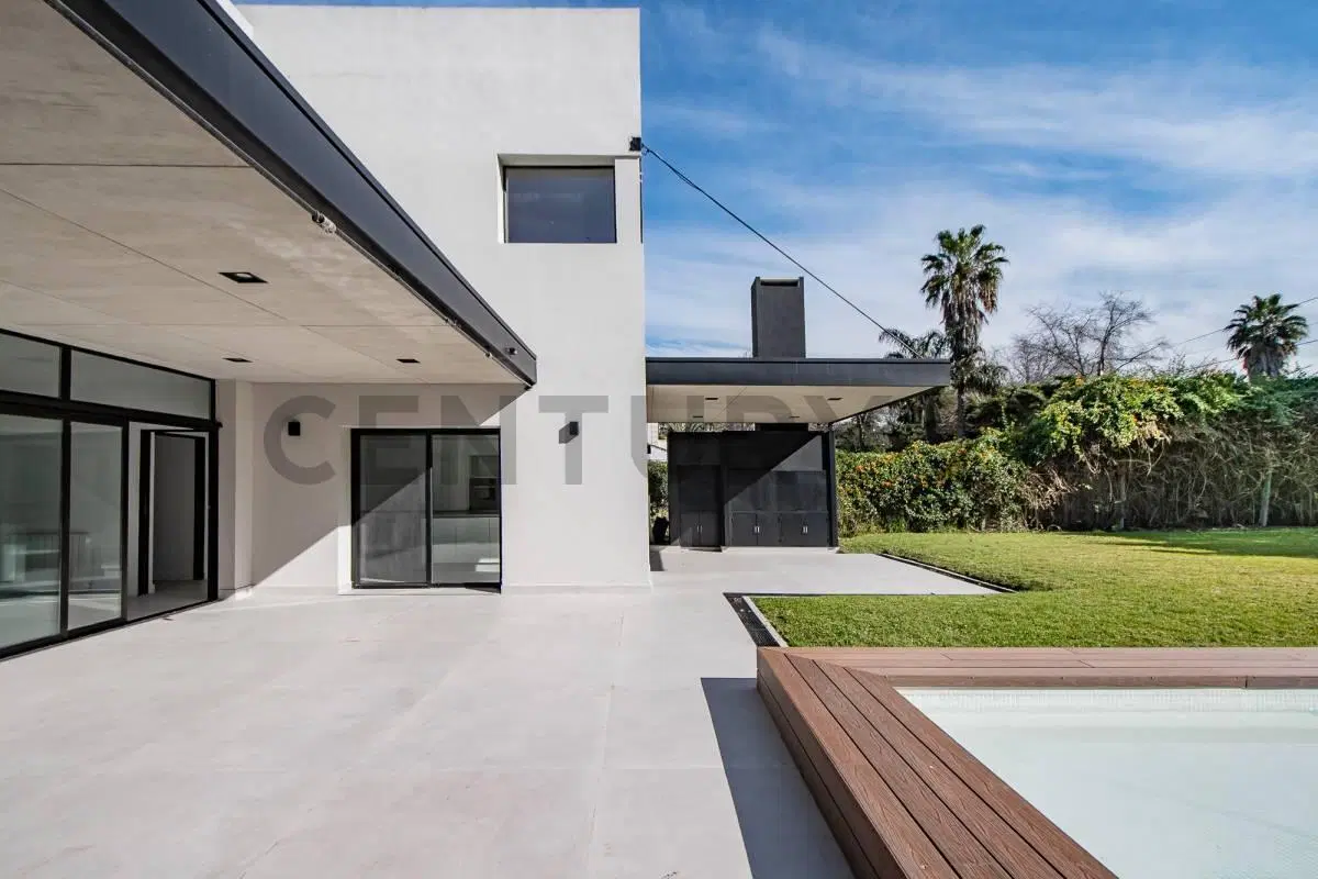 CASA PREMIUM con pileta - Villa Pacheco 2