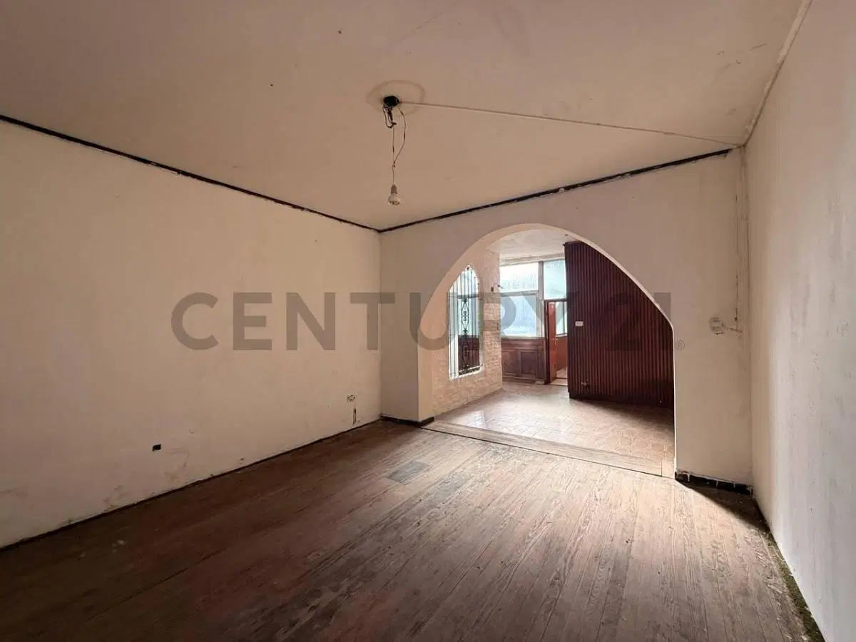 VENTA PH 5 amb + dep con balcón - La Boca 5