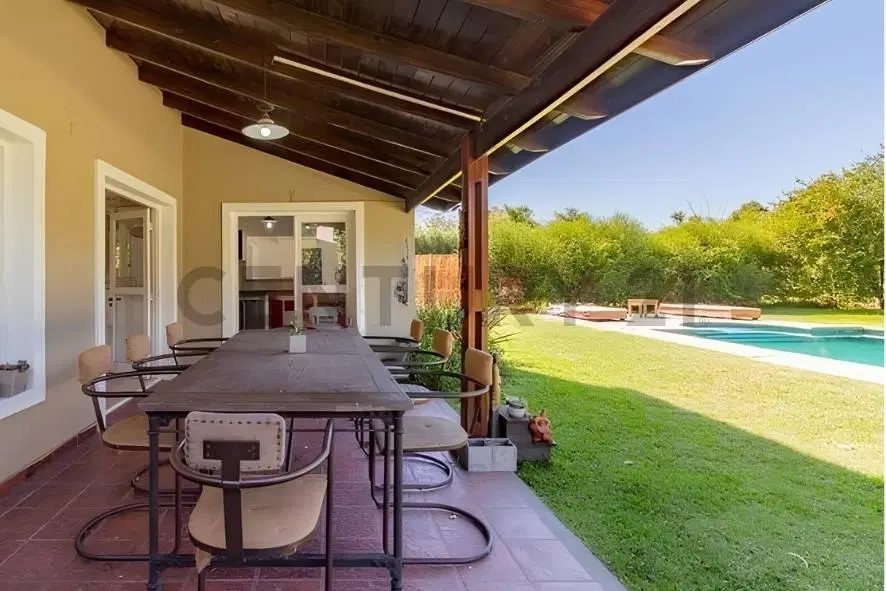 ALQUILER CASA 4 AMB C/ JARDIN, PILETA - AMOBLADA 5